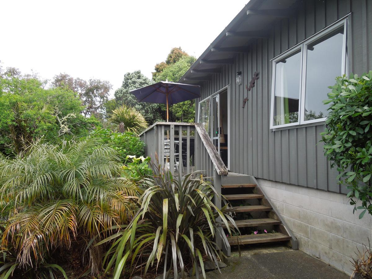 Island Breeze Apartment Oneroa Exterior photo